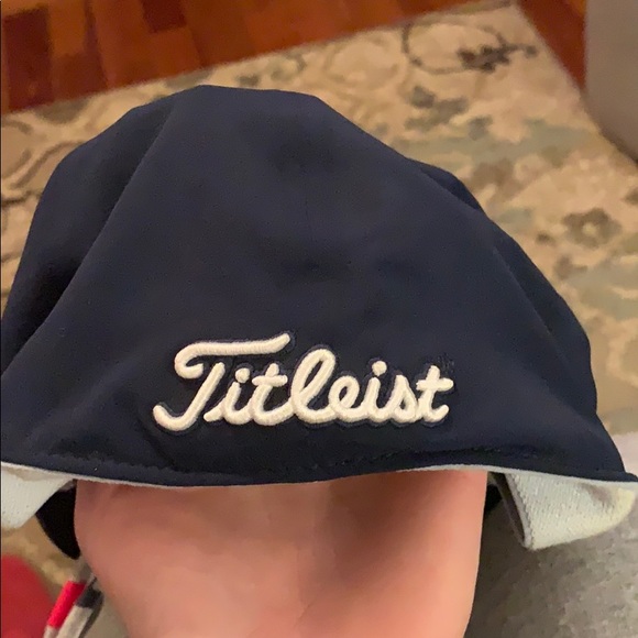 TITLEIST hat - Picture 3 of 4